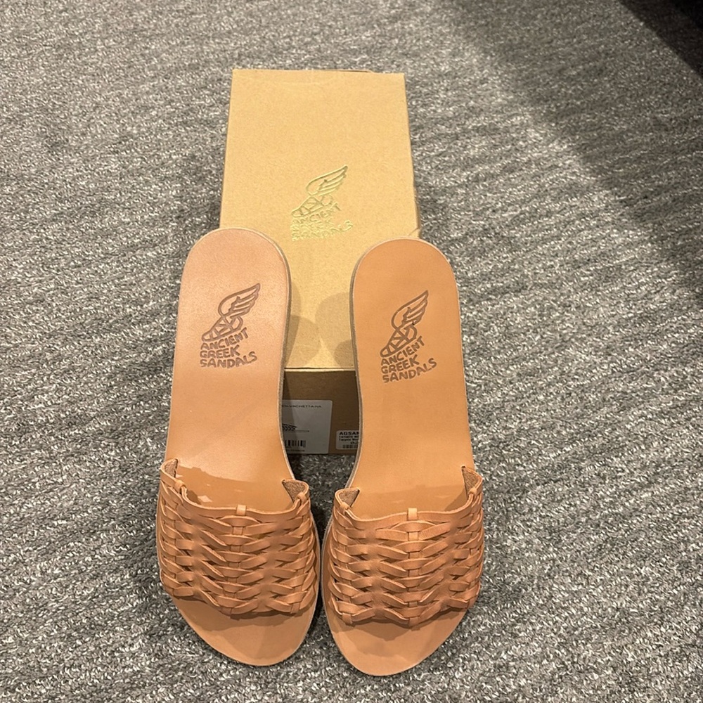 Ancient Greek Sandals Taygete Woven natural size 39 NWT and box